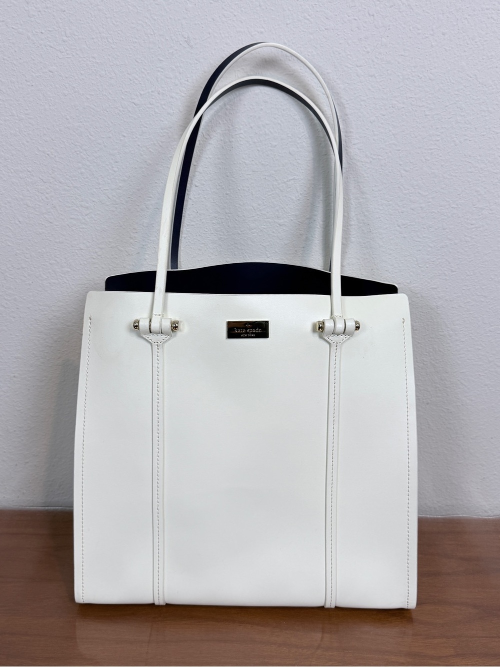 kate spade Arbour Hill Elodie White Leather Tote Satchel Bag Navy Interior